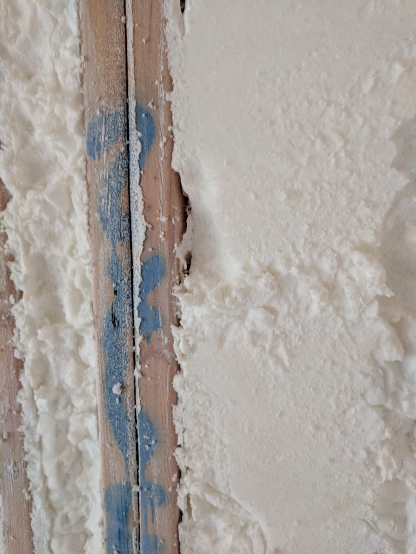 Insulation analysis between wall studs